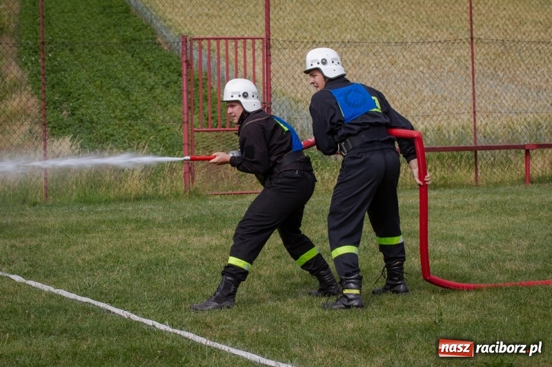 Zdjęcie w galerii na portalu naszraciborz.pl: Złota sekunda. OSP Pogrzebień z pucharem wójta Kornowaca wiadomości z regionu