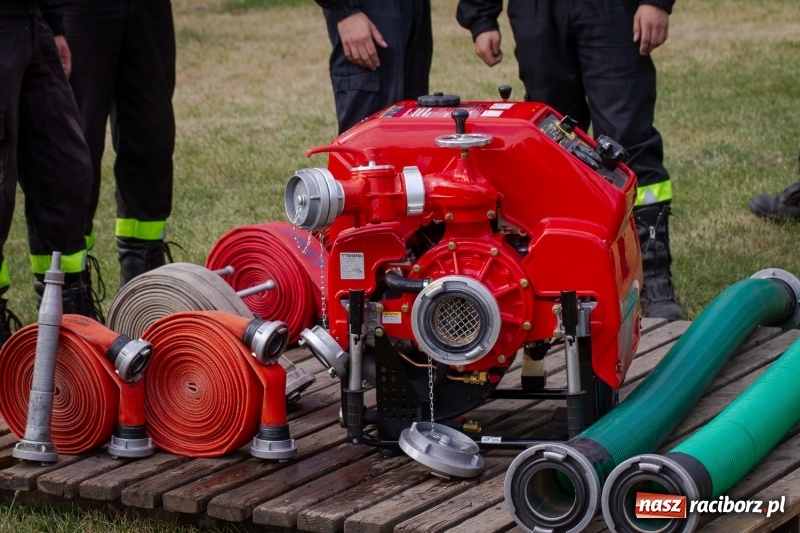 Zdjęcie w galerii na portalu naszraciborz.pl: Złota sekunda. OSP Pogrzebień z pucharem wójta Kornowaca wiadomości z regionu