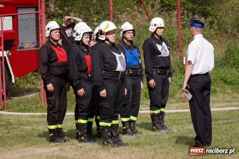 Zdjęcie w galerii na portalu naszraciborz.pl: Złota sekunda. OSP Pogrzebień z pucharem wójta Kornowaca wiadomości z regionu