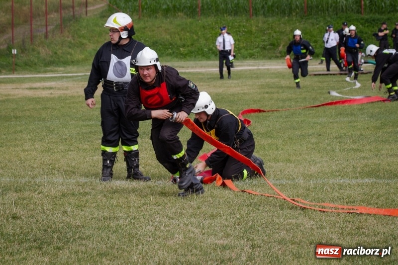 Zdjęcie w galerii na portalu naszraciborz.pl: Złota sekunda. OSP Pogrzebień z pucharem wójta Kornowaca wiadomości z regionu