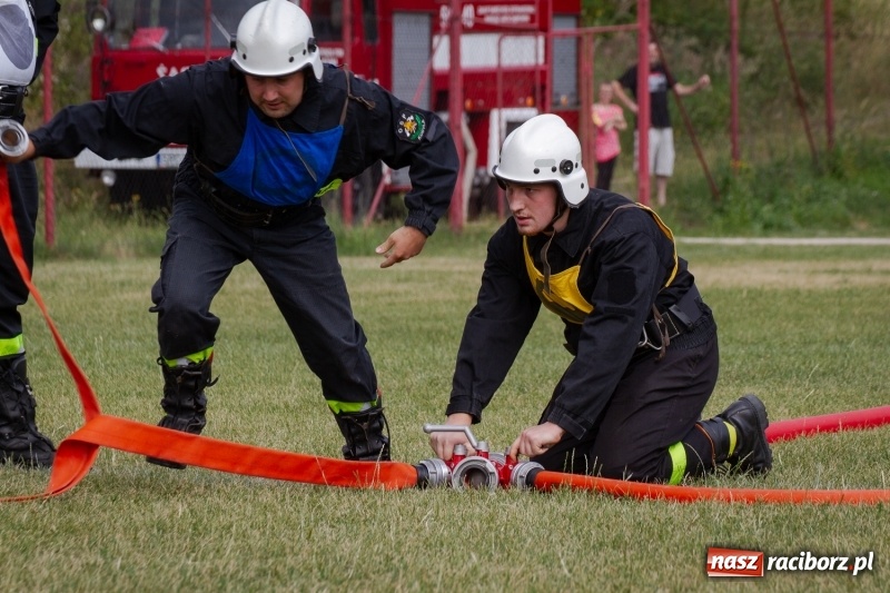 Zdjęcie w galerii na portalu naszraciborz.pl: Złota sekunda. OSP Pogrzebień z pucharem wójta Kornowaca wiadomości z regionu