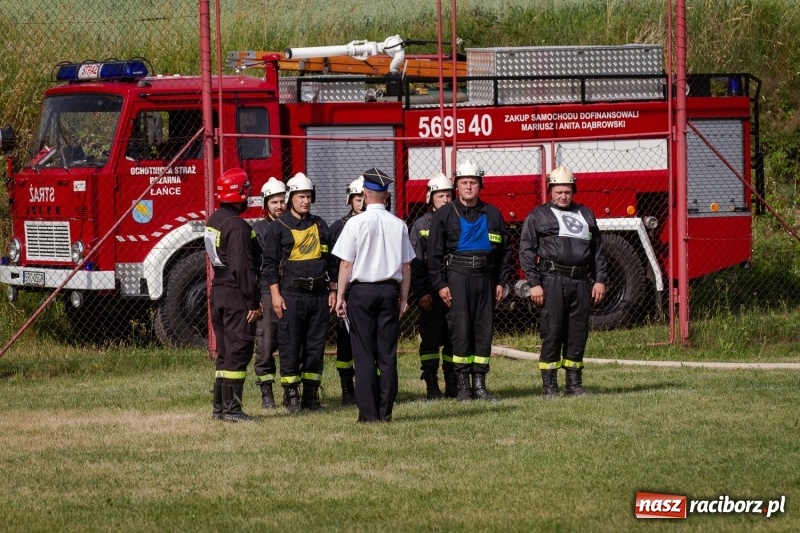 Zdjęcie w galerii na portalu naszraciborz.pl: Złota sekunda. OSP Pogrzebień z pucharem wójta Kornowaca wiadomości z regionu
