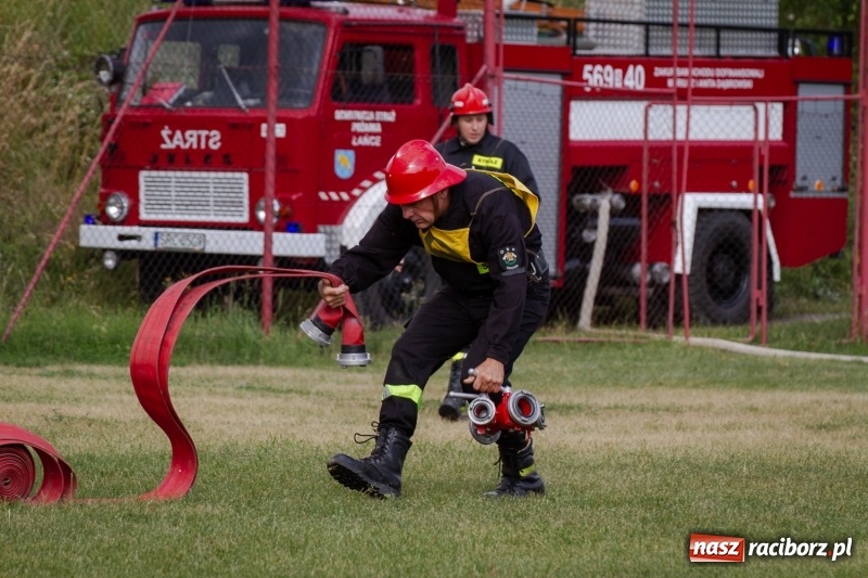 Zdjęcie w galerii na portalu naszraciborz.pl: Złota sekunda. OSP Pogrzebień z pucharem wójta Kornowaca wiadomości z regionu