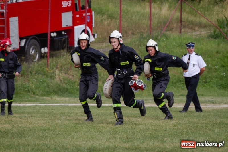 Zdjęcie w galerii na portalu naszraciborz.pl: Złota sekunda. OSP Pogrzebień z pucharem wójta Kornowaca wiadomości z regionu