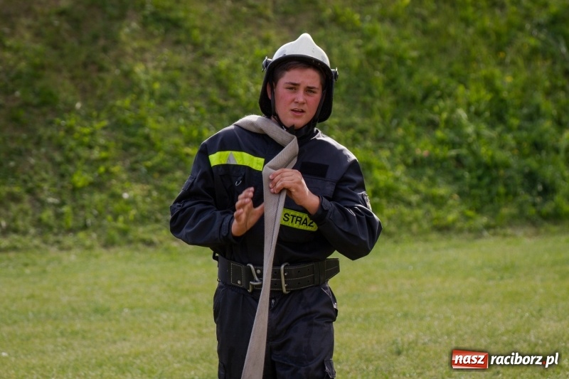 Zdjęcie w galerii na portalu naszraciborz.pl: Złota sekunda. OSP Pogrzebień z pucharem wójta Kornowaca wiadomości z regionu
