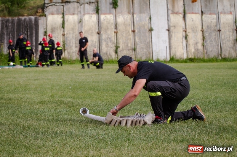 Zdjęcie w galerii na portalu naszraciborz.pl: Złota sekunda. OSP Pogrzebień z pucharem wójta Kornowaca wiadomości z regionu