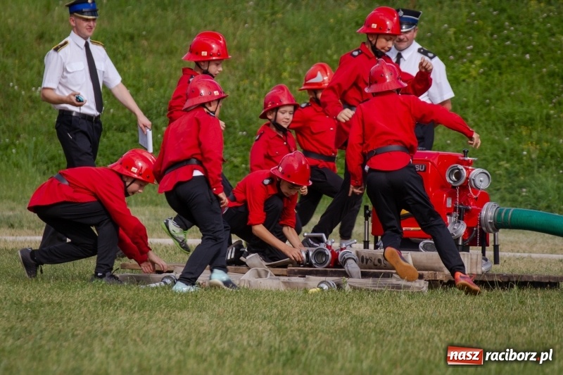 Zdjęcie w galerii na portalu naszraciborz.pl: Złota sekunda. OSP Pogrzebień z pucharem wójta Kornowaca wiadomości z regionu