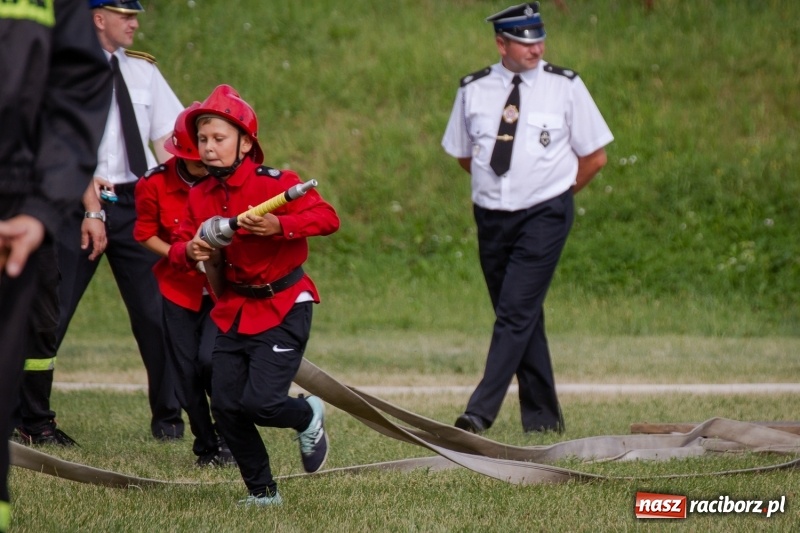 Zdjęcie w galerii na portalu naszraciborz.pl: Złota sekunda. OSP Pogrzebień z pucharem wójta Kornowaca wiadomości z regionu