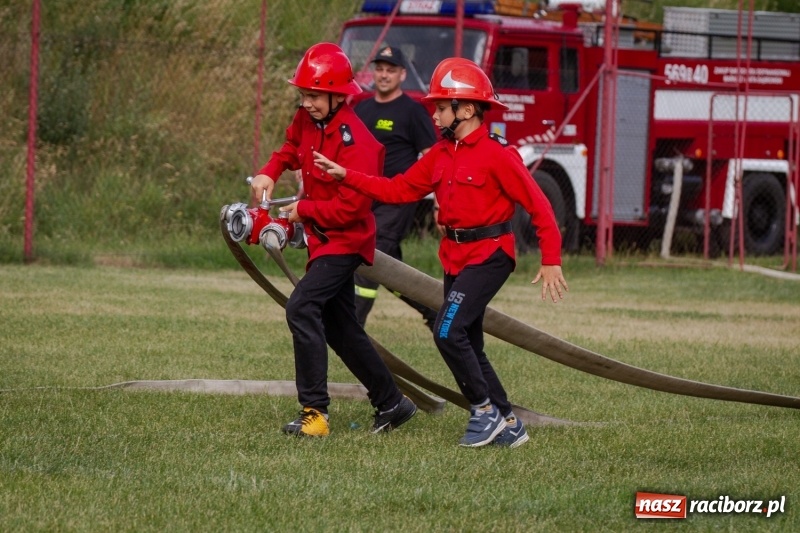 Zdjęcie w galerii na portalu naszraciborz.pl: Złota sekunda. OSP Pogrzebień z pucharem wójta Kornowaca wiadomości z regionu