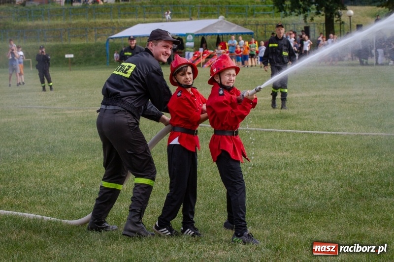 Zdjęcie w galerii na portalu naszraciborz.pl: Złota sekunda. OSP Pogrzebień z pucharem wójta Kornowaca wiadomości z regionu