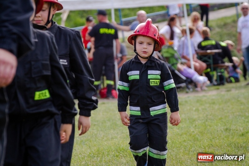 Zdjęcie w galerii na portalu naszraciborz.pl: Złota sekunda. OSP Pogrzebień z pucharem wójta Kornowaca wiadomości z regionu