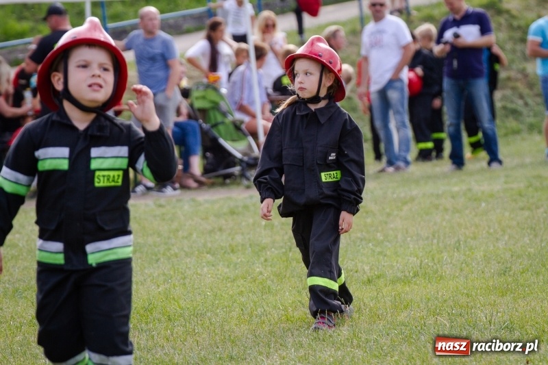 Zdjęcie w galerii na portalu naszraciborz.pl: Złota sekunda. OSP Pogrzebień z pucharem wójta Kornowaca wiadomości z regionu