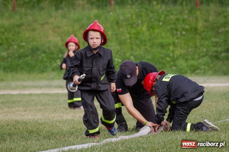 Zdjęcie w galerii na portalu naszraciborz.pl: Złota sekunda. OSP Pogrzebień z pucharem wójta Kornowaca wiadomości z regionu