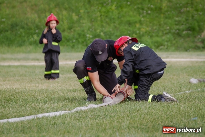 Zdjęcie w galerii na portalu naszraciborz.pl: Złota sekunda. OSP Pogrzebień z pucharem wójta Kornowaca wiadomości z regionu