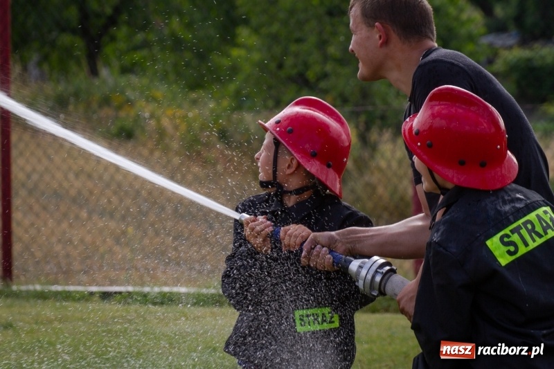 Zdjęcie w galerii na portalu naszraciborz.pl: Złota sekunda. OSP Pogrzebień z pucharem wójta Kornowaca wiadomości z regionu