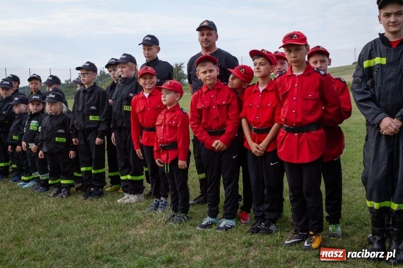 Zdjęcie w galerii na portalu naszraciborz.pl: Złota sekunda. OSP Pogrzebień z pucharem wójta Kornowaca wiadomości z regionu