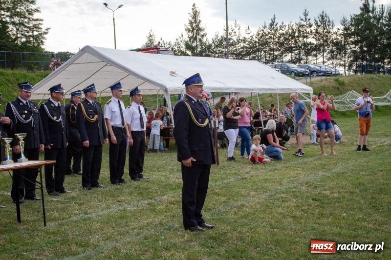 Zdjęcie w galerii na portalu naszraciborz.pl: Złota sekunda. OSP Pogrzebień z pucharem wójta Kornowaca wiadomości z regionu