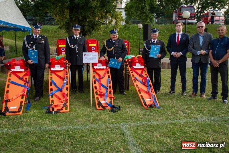 Zdjęcie w galerii na portalu naszraciborz.pl: Złota sekunda. OSP Pogrzebień z pucharem wójta Kornowaca wiadomości z regionu