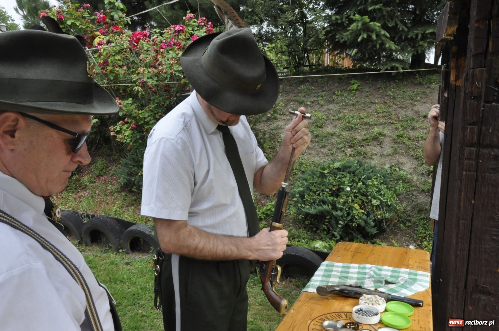 Zdjęcie w galerii na portalu naszraciborz.pl: Strzelanie królewskie AD 2018. Ekipa poprawczaka zgarnęła dwa złota wiadomości z regionu