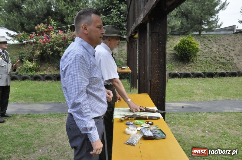 Zdjęcie w galerii na portalu naszraciborz.pl: Strzelanie królewskie AD 2018. Ekipa poprawczaka zgarnęła dwa złota wiadomości z regionu