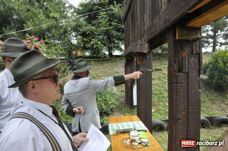Zdjęcie w galerii na portalu naszraciborz.pl: Strzelanie królewskie AD 2018. Ekipa poprawczaka zgarnęła dwa złota wiadomości z regionu