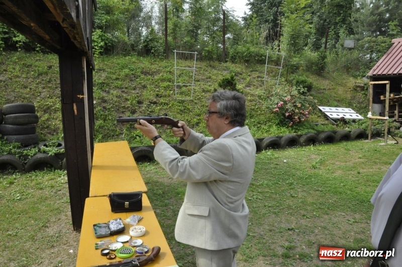 Zdjęcie w galerii na portalu naszraciborz.pl: Strzelanie królewskie AD 2018. Ekipa poprawczaka zgarnęła dwa złota wiadomości z regionu
