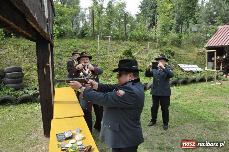 Zdjęcie w galerii na portalu naszraciborz.pl: Strzelanie królewskie AD 2018. Ekipa poprawczaka zgarnęła dwa złota wiadomości z regionu