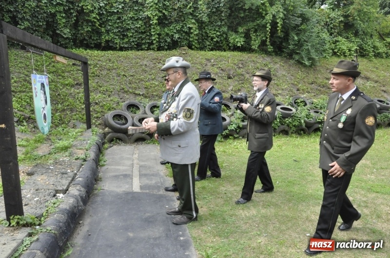 Zdjęcie w galerii na portalu naszraciborz.pl: Strzelanie królewskie AD 2018. Ekipa poprawczaka zgarnęła dwa złota wiadomości z regionu