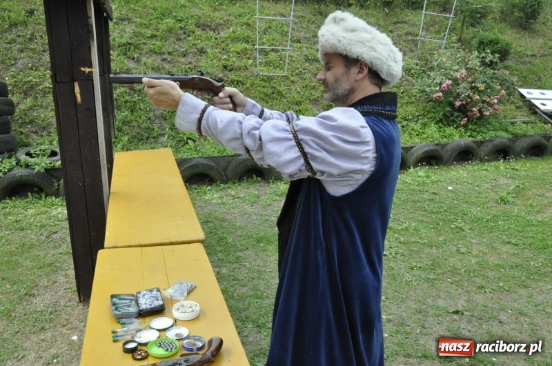 Zdjęcie w galerii na portalu naszraciborz.pl: Strzelanie królewskie AD 2018. Ekipa poprawczaka zgarnęła dwa złota wiadomości z regionu