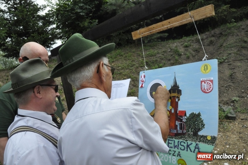 Zdjęcie w galerii na portalu naszraciborz.pl: Strzelanie królewskie AD 2018. Ekipa poprawczaka zgarnęła dwa złota wiadomości z regionu