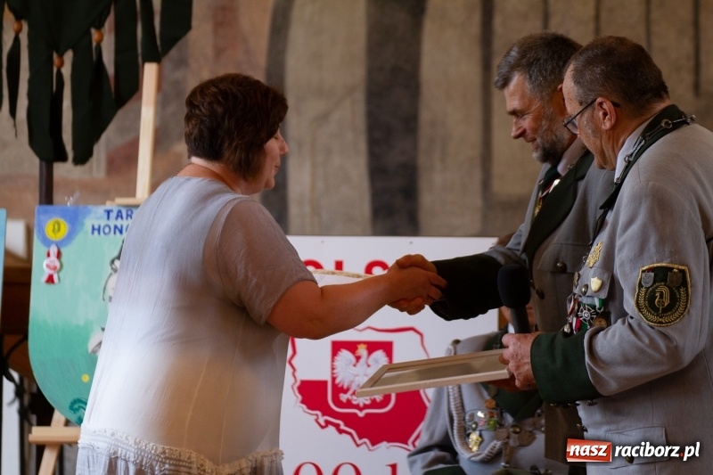 Zdjęcie w galerii na portalu naszraciborz.pl: Raciborski król kurkowy AD 2018 zasiadł na tronie i pozdrowił raciborzan  wiadomości z regionu