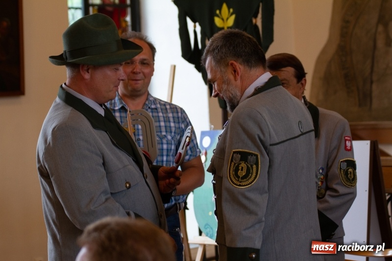 Zdjęcie w galerii na portalu naszraciborz.pl: Raciborski król kurkowy AD 2018 zasiadł na tronie i pozdrowił raciborzan  wiadomości z regionu