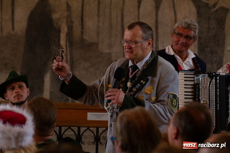 Zdjęcie w galerii na portalu naszraciborz.pl: Raciborski król kurkowy AD 2018 zasiadł na tronie i pozdrowił raciborzan  wiadomości z regionu