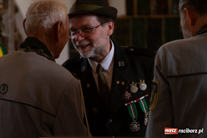 Zdjęcie w galerii na portalu naszraciborz.pl: Raciborski król kurkowy AD 2018 zasiadł na tronie i pozdrowił raciborzan  wiadomości z regionu