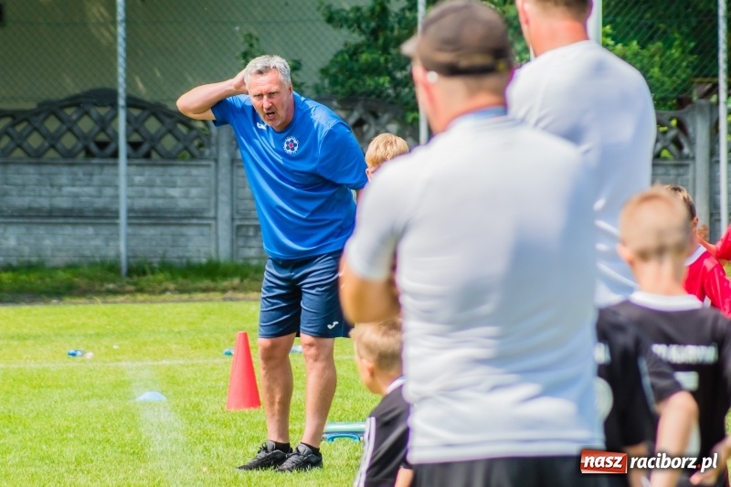 Zdjęcie w galerii na portalu naszraciborz.pl: Piłkarskie zmagania żaków młodszych podczas Tworków Cup 2018 wiadomości z regionu