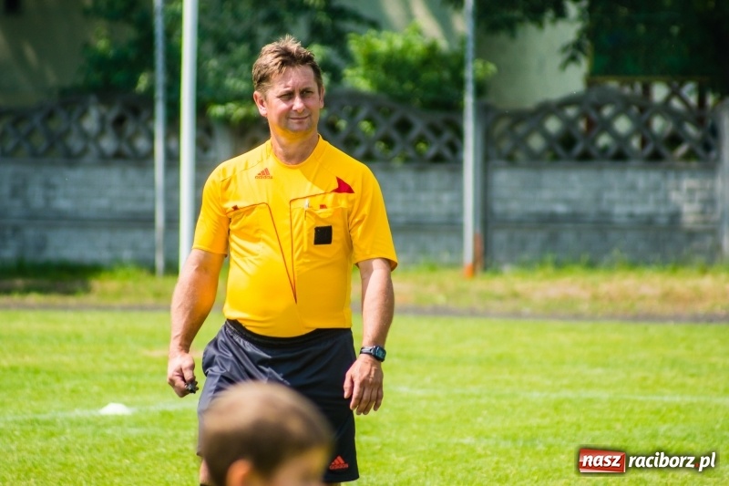 Zdjęcie w galerii na portalu naszraciborz.pl: Piłkarskie zmagania żaków młodszych podczas Tworków Cup 2018 wiadomości z regionu