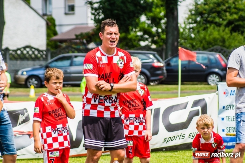 Zdjęcie w galerii na portalu naszraciborz.pl: Piłkarskie zmagania żaków młodszych podczas Tworków Cup 2018 wiadomości z regionu