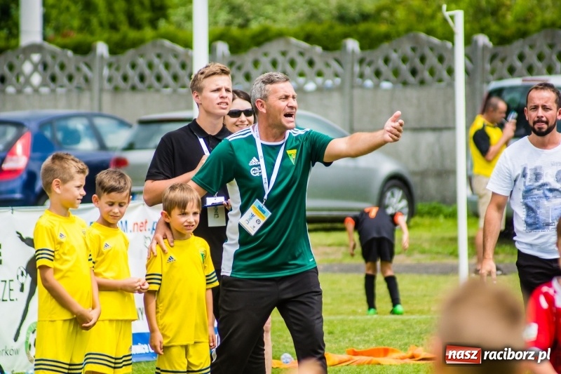 Zdjęcie w galerii na portalu naszraciborz.pl: Piłkarskie zmagania żaków młodszych podczas Tworków Cup 2018 wiadomości z regionu