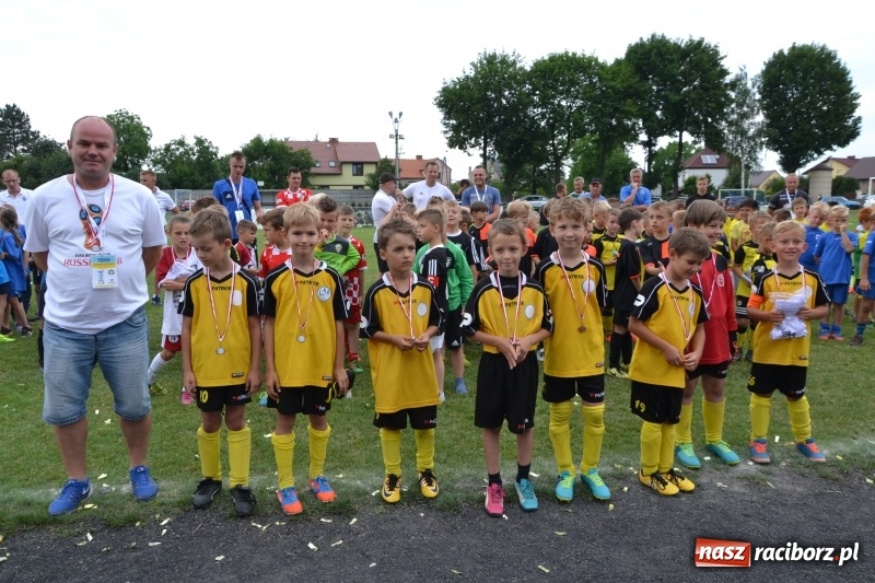 Zdjęcie w galerii na portalu naszraciborz.pl: Piłkarskie zmagania żaków młodszych podczas Tworków Cup 2018 wiadomości z regionu