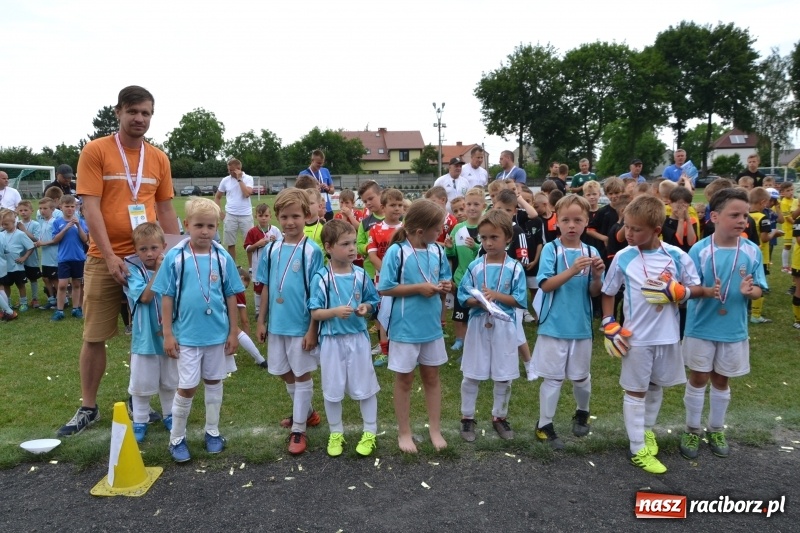 Zdjęcie w galerii na portalu naszraciborz.pl: Piłkarskie zmagania żaków młodszych podczas Tworków Cup 2018 wiadomości z regionu