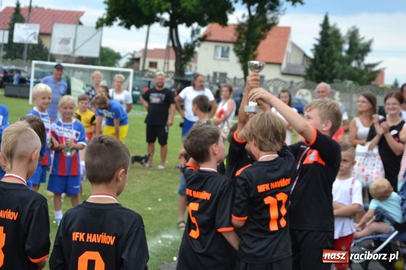 Zdjęcie w galerii na portalu naszraciborz.pl: Piłkarskie zmagania żaków młodszych podczas Tworków Cup 2018 wiadomości z regionu