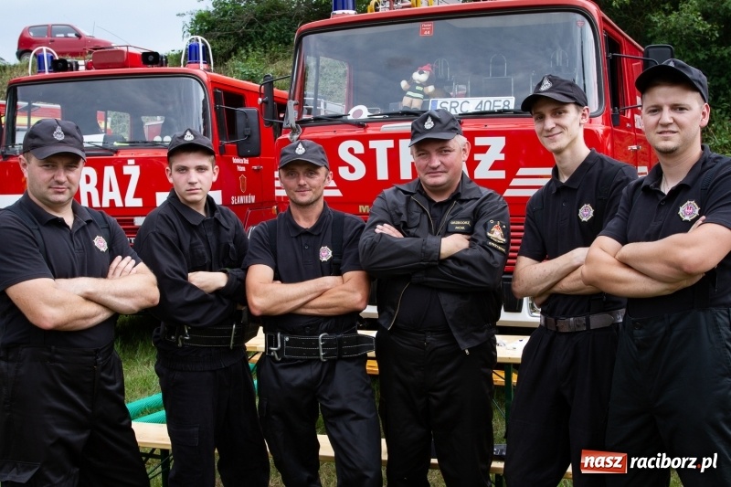 Zdjęcie w galerii na portalu naszraciborz.pl: Rudnik kontra Brzeźnica. Sztafeta zdecydowała o złocie. Brzeźnickie strażaczki najlepsze wiadomości z regionu