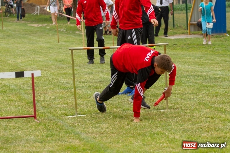 Zdjęcie w galerii na portalu naszraciborz.pl: Rudnik kontra Brzeźnica. Sztafeta zdecydowała o złocie. Brzeźnickie strażaczki najlepsze wiadomości z regionu