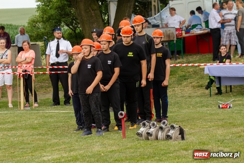 Zdjęcie w galerii na portalu naszraciborz.pl: Rudnik kontra Brzeźnica. Sztafeta zdecydowała o złocie. Brzeźnickie strażaczki najlepsze wiadomości z regionu