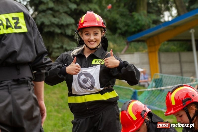 Zdjęcie w galerii na portalu naszraciborz.pl: Rudnik kontra Brzeźnica. Sztafeta zdecydowała o złocie. Brzeźnickie strażaczki najlepsze wiadomości z regionu