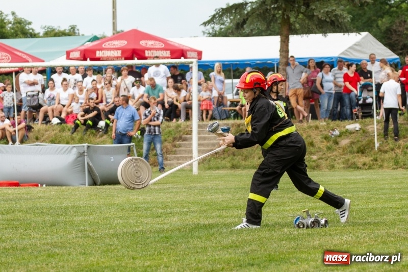 Zdjęcie w galerii na portalu naszraciborz.pl: Rudnik kontra Brzeźnica. Sztafeta zdecydowała o złocie. Brzeźnickie strażaczki najlepsze wiadomości z regionu
