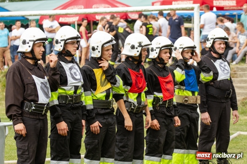 Zdjęcie w galerii na portalu naszraciborz.pl: Rudnik kontra Brzeźnica. Sztafeta zdecydowała o złocie. Brzeźnickie strażaczki najlepsze wiadomości z regionu