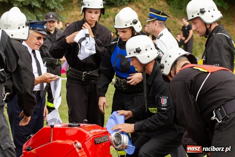 Zdjęcie w galerii na portalu naszraciborz.pl: Rudnik kontra Brzeźnica. Sztafeta zdecydowała o złocie. Brzeźnickie strażaczki najlepsze wiadomości z regionu