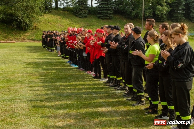 Zdjęcie w galerii na portalu naszraciborz.pl: Rudnik kontra Brzeźnica. Sztafeta zdecydowała o złocie. Brzeźnickie strażaczki najlepsze wiadomości z regionu