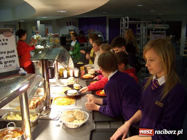 Zdjęcie w galerii na portalu naszraciborz.pl: Wizytowali Anglican High School wiadomości z regionu
